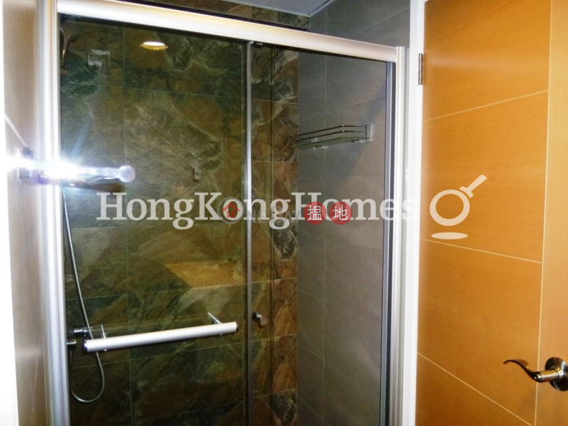 Property Search Hong Kong | OneDay | Residential Rental Listings | 3 Bedroom Family Unit for Rent at Hing Wah Mansion