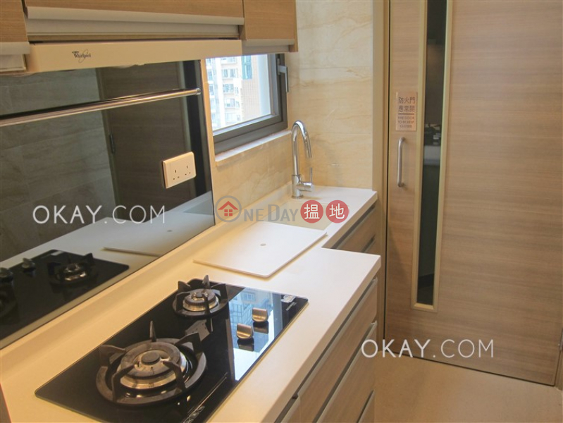 18 Catchick Street, High Residential | Rental Listings | HK$ 29,200/ month