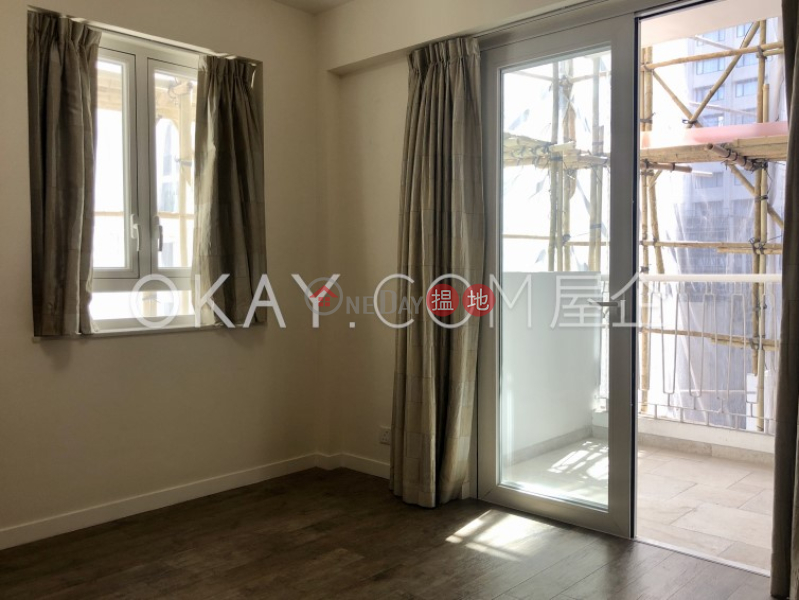 HK$ 51,000/ month | Hamilton Mansion Wan Chai District | Elegant 3 bedroom with balcony | Rental