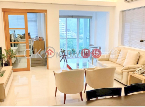 Luxurious 2 bedroom with balcony | For Sale | Blue Pool Mansion 藍塘大廈 _0