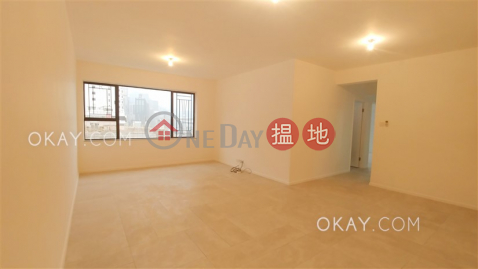 Rare 3 bed on high floor with harbour views & balcony | Rental | Highland Mansion 海倫大廈 _0