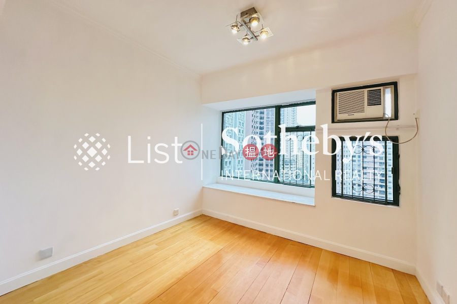 HK$ 50,000/ month Robinson Place Western District Property for Rent at Robinson Place with 3 Bedrooms