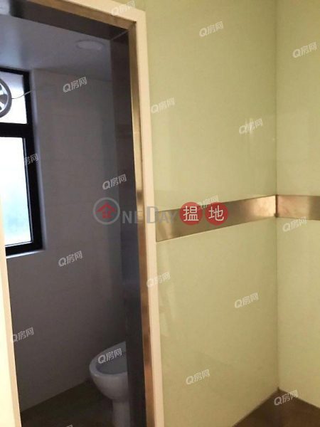 HK$ 70,000/ month Glory Heights Western District Glory Heights | 3 bedroom Mid Floor Flat for Rent