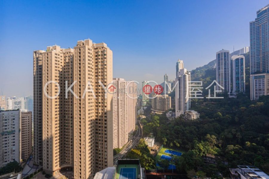 Unique 3 bedroom with balcony & parking | Rental | Dynasty Court 帝景園 Rental Listings