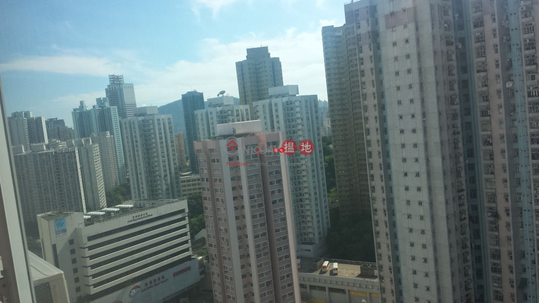 豪華工業大廈|26葵昌路 | 葵青香港|出售-HK$ 198萬