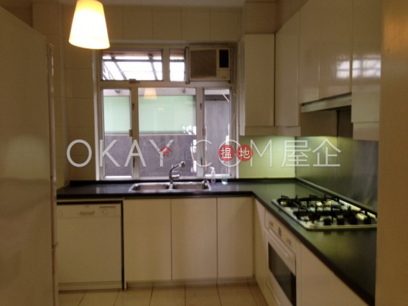 Stylish 3 bedroom with parking | Rental 19-25 Horizon Drive | Southern District Hong Kong Rental, HK$ 116,000/ month