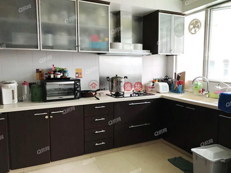 Property Search Hong Kong | OneDay | Residential, Sales Listings | South Horizons Phase 2, Yee Mei Court Block 7 | 4 bedroom House Flat for Sale
