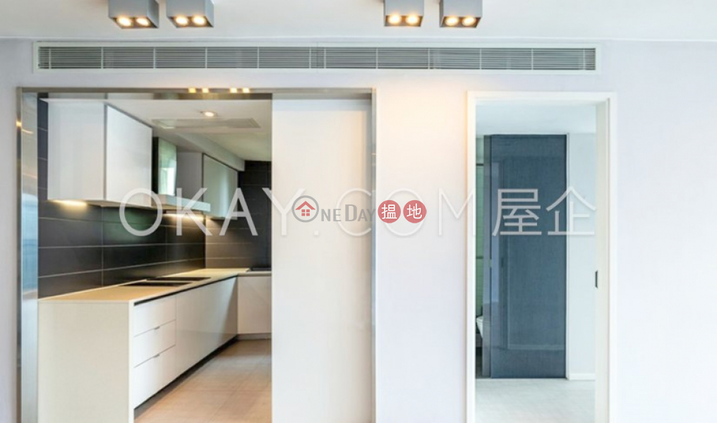 Efficient 2 bedroom with sea views, balcony | For Sale 73 Bisney Road | Western District Hong Kong, Sales | HK$ 18.8M
