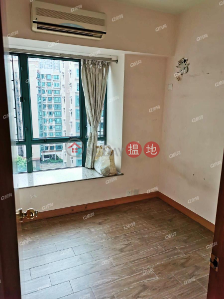 Property Search Hong Kong | OneDay | Residential, Rental Listings | Grand Del Sol Block 1 | 3 bedroom High Floor Flat for Rent