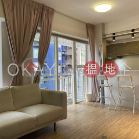 Tasteful studio with balcony | Rental, Centrestage 聚賢居 | Central District (OKAY-R83360)_0