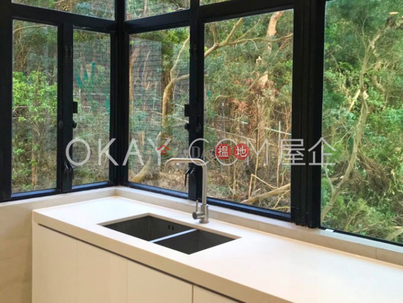 Rare 2 bedroom with parking | For Sale, Tower 3 37 Repulse Bay Road 淺水灣道 37 號 3座 Sales Listings | Southern District (OKAY-S13611)