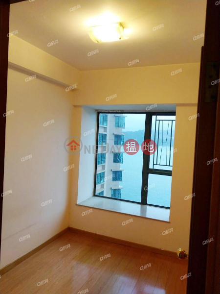Property Search Hong Kong | OneDay | Residential | Rental Listings | Tower 7 Island Resort | 3 bedroom Mid Floor Flat for Rent