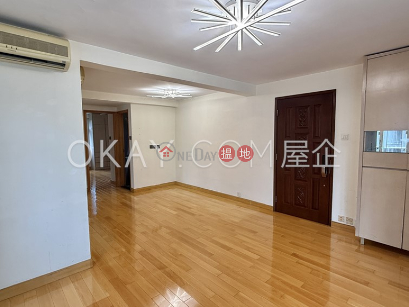 Elegant 3 bedroom with balcony & parking | Rental | EDWARDIAN HEIGHTS 愛華閣 Rental Listings