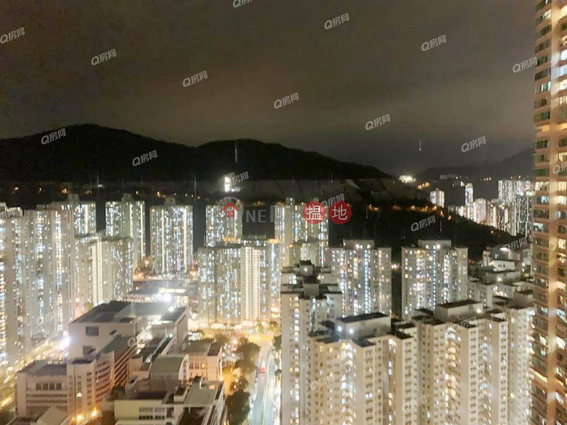 Tower 8 Island Resort | 3 bedroom Mid Floor Flat for Rent, 28 Siu Sai Wan Road | Chai Wan District Hong Kong | Rental HK$ 24,000/ month