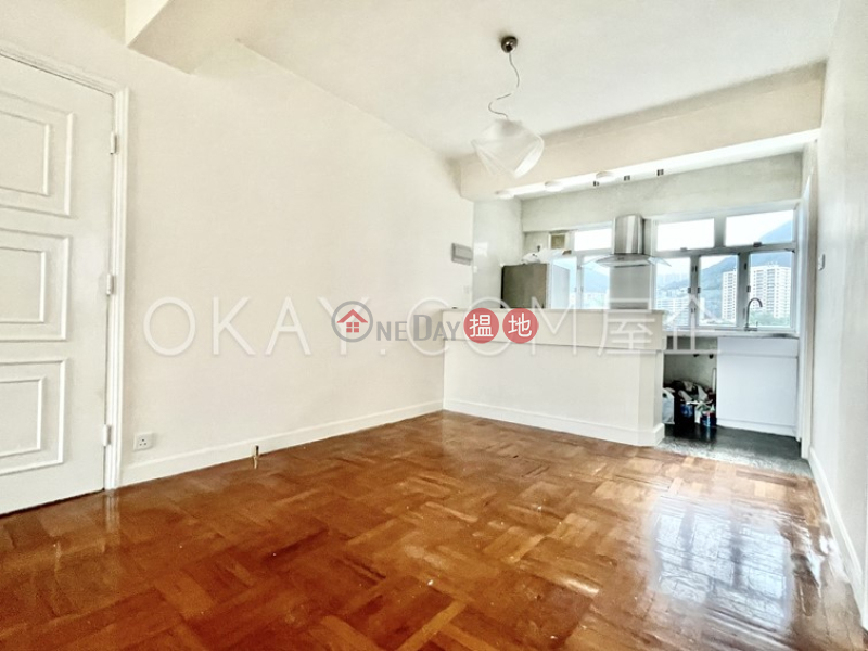 Stylish 2 bedroom on high floor with balcony & parking | Rental | Shan Kwong Tower 山光苑 Rental Listings