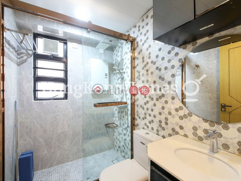 HK$ 32,000/ month Valiant Park | Western District | 3 Bedroom Family Unit for Rent at Valiant Park