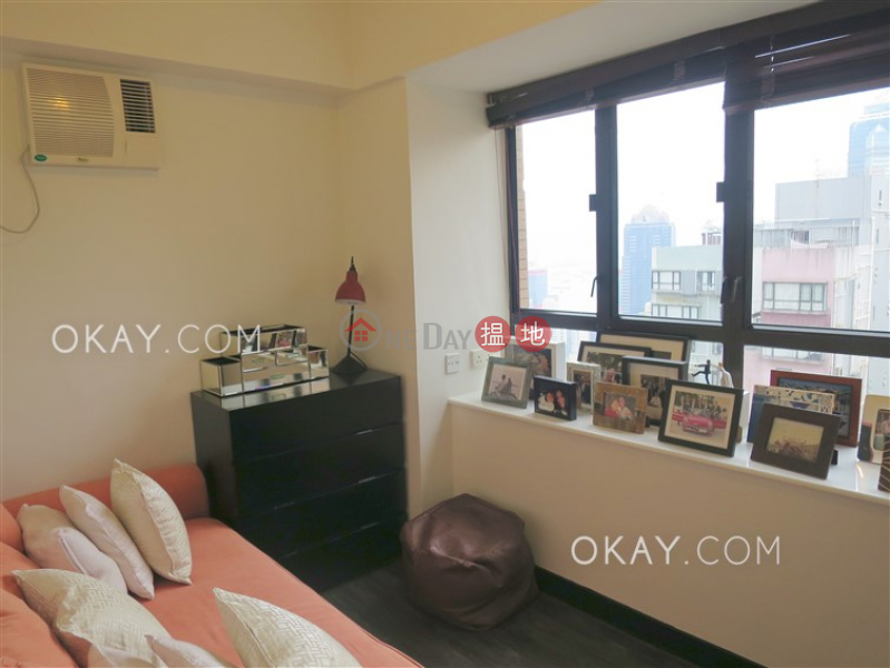 Tasteful 2 bedroom on high floor with rooftop | Rental | Robinson Heights 樂信臺 Rental Listings