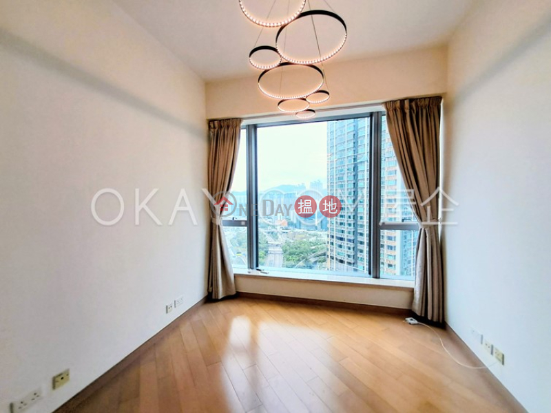 Gorgeous 3 bedroom in Kowloon Station | Rental | The Cullinan Tower 21 Zone 2 (Luna Sky) 天璽21座2區(月鑽) Rental Listings