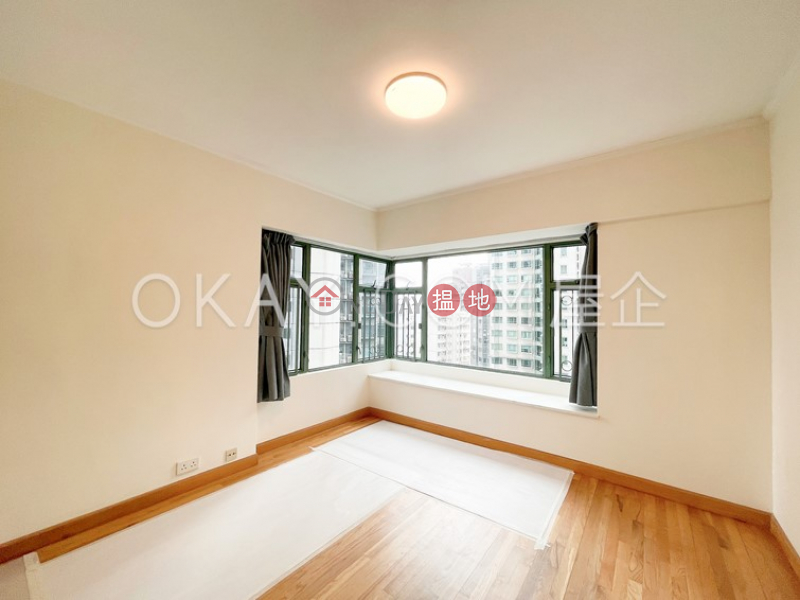 Popular 3 bedroom in Mid-levels West | Rental | 70 Robinson Road | Western District Hong Kong Rental HK$ 48,000/ month