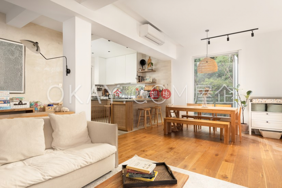 Property Search Hong Kong | OneDay | Residential | Sales Listings Elegant 2 bedroom with balcony & parking | For Sale