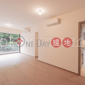 Charming 3 bedroom with balcony | For Sale