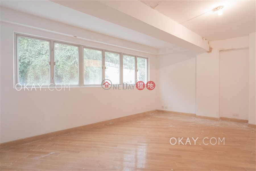 Property Search Hong Kong | OneDay | Residential Sales Listings, Lovely 3 bedroom on high floor with rooftop | For Sale