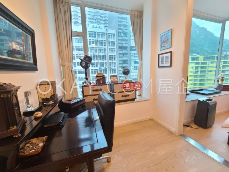 Stylish 2 bedroom on high floor with balcony | For Sale, 16-18 Conduit Road | Western District, Hong Kong | Sales | HK$ 27.3M