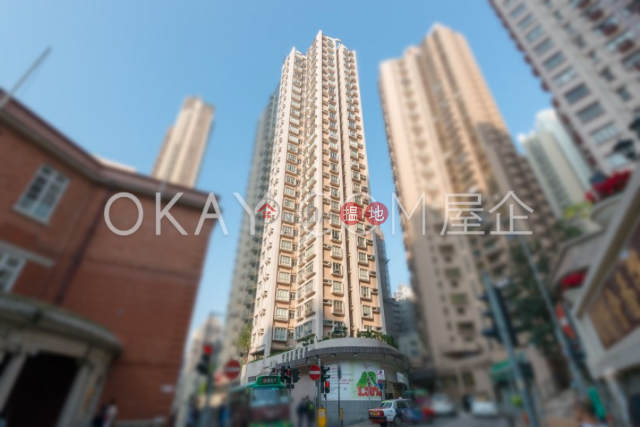 Cozy 2 bedroom in Mid-levels West | For Sale | The Bonham Mansion 采文軒 Sales Listings