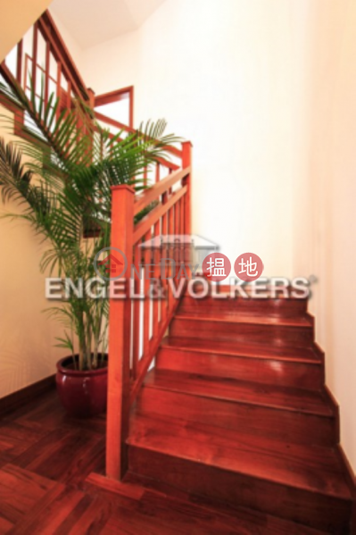 HK$ 131,500/ month Queen\'s Garden Central District 2 Bedroom Flat for Rent in Central Mid Levels