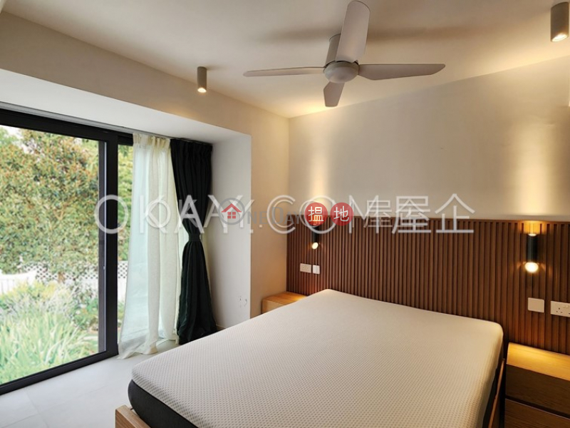 HK$ 43,000/ month Nga Lai Yuen | Tsuen Wan Rare house with terrace | Rental