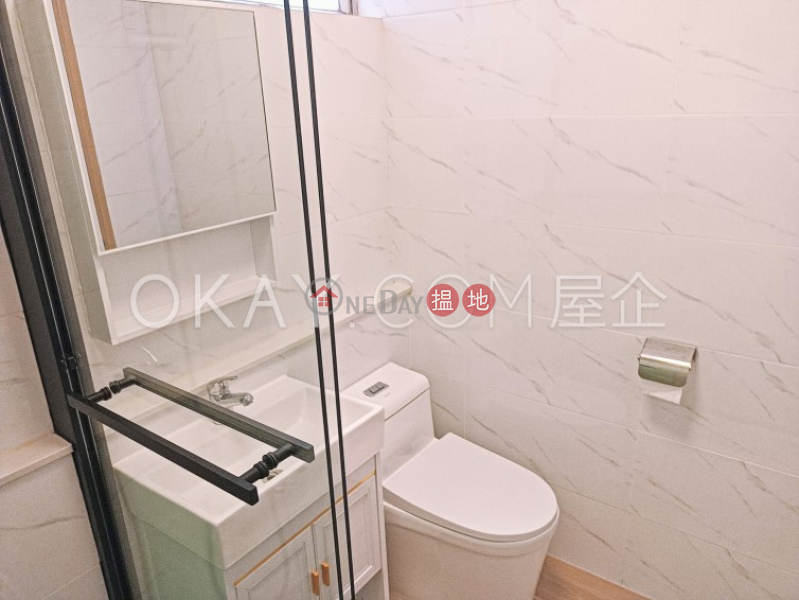 HK$ 12M (T-54) Nam Hoi Mansion Kwun Hoi Terrace Taikoo Shing | Eastern District | Tasteful 2 bedroom in Quarry Bay | For Sale