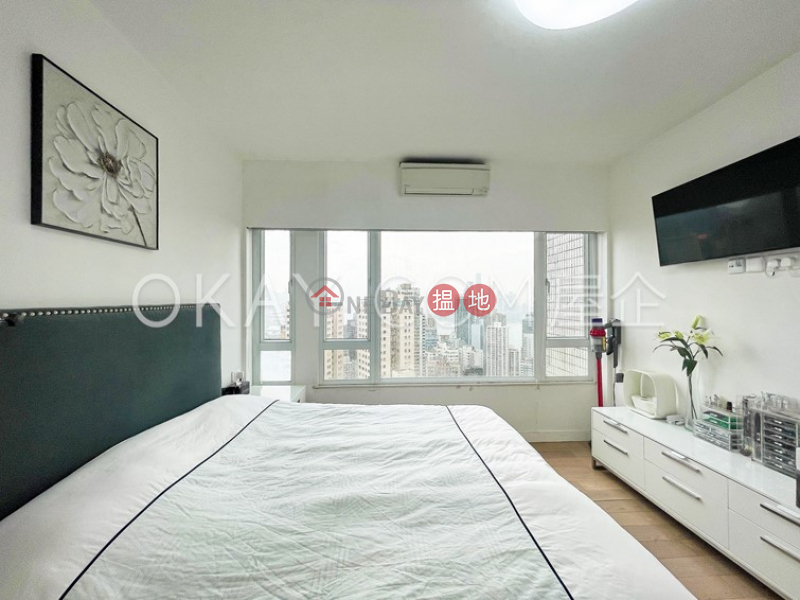 Nicely kept 3 bedroom with balcony & parking | Rental | Seaview Garden 海景台 Rental Listings