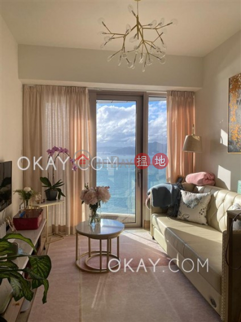 Lovely 1 bedroom on high floor with sea views & balcony | Rental | Cadogan 加多近山 _0