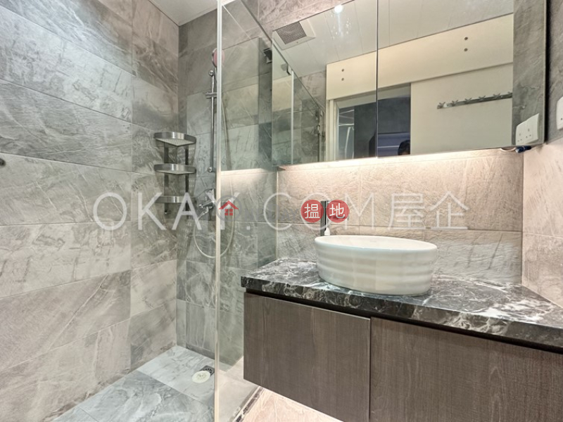 Lovely 2 bedroom in Happy Valley | Rental | 15-17 Village Terrace 山村臺 15-17 號 Rental Listings