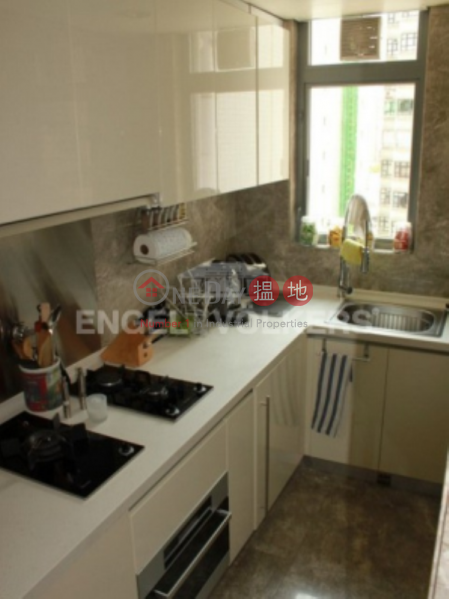Property Search Hong Kong | OneDay | Residential Sales Listings 3 Bedroom Family Flat for Sale in Sheung Wan