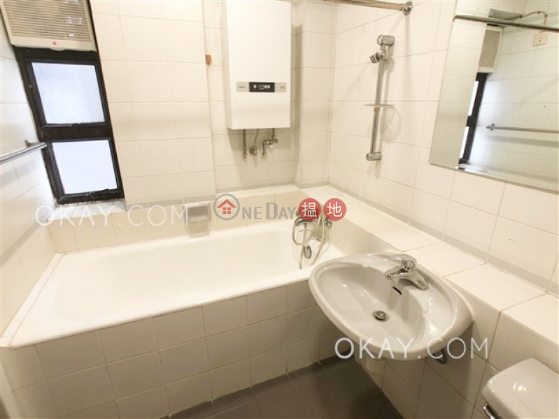 Practical 2 bedroom in Mid-levels West | Rental | Euston Court 豫苑 Rental Listings