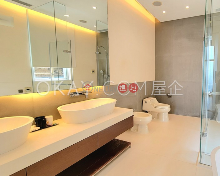HK$ 350,000/ month, Richmond House | Central District, Rare house with rooftop, terrace | Rental