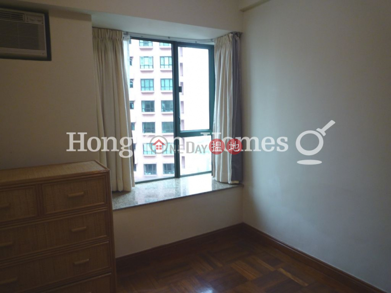 Property Search Hong Kong | OneDay | Residential Rental Listings, 3 Bedroom Family Unit for Rent at Hillsborough Court