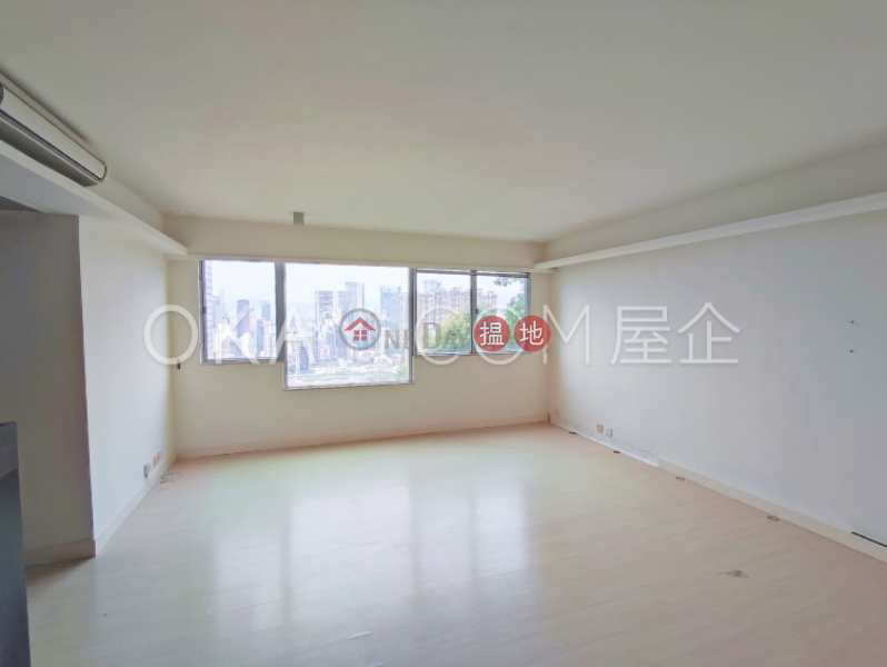 Rare 3 bedroom on high floor with parking | Rental | Gallant Place 嘉逸居 Rental Listings