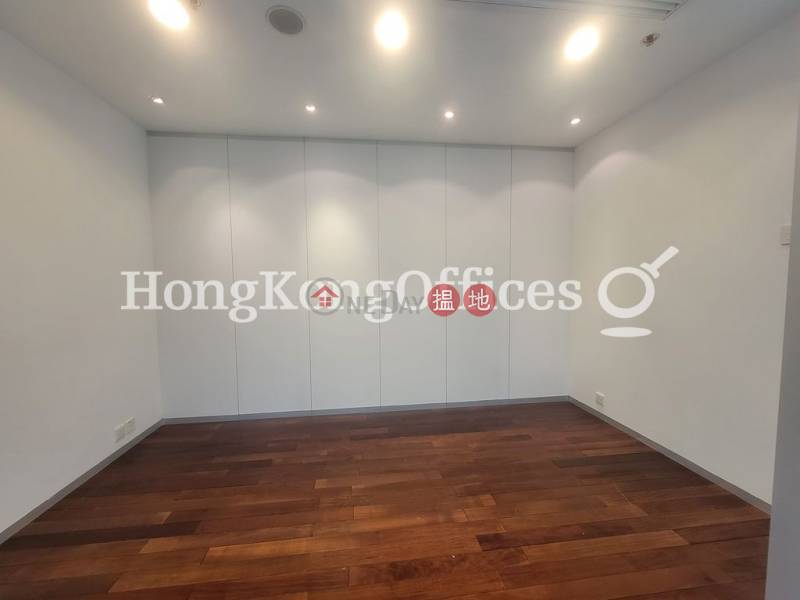 HK$ 21,801/ month | Seabright Plaza Wan Chai District | Office Unit for Rent at Seabright Plaza