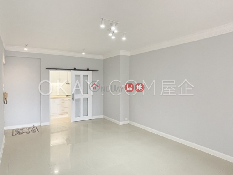 Luxurious 3 bedroom in Mid-levels West | For Sale | Parkway Court 寶威閣 Sales Listings