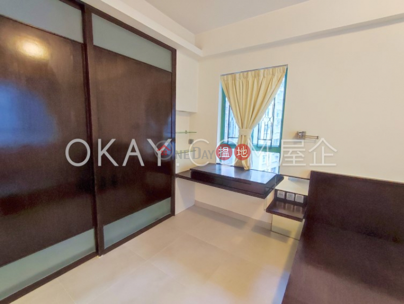 Property Search Hong Kong | OneDay | Residential | Rental Listings | Elegant 3 bedroom in Mid-levels West | Rental
