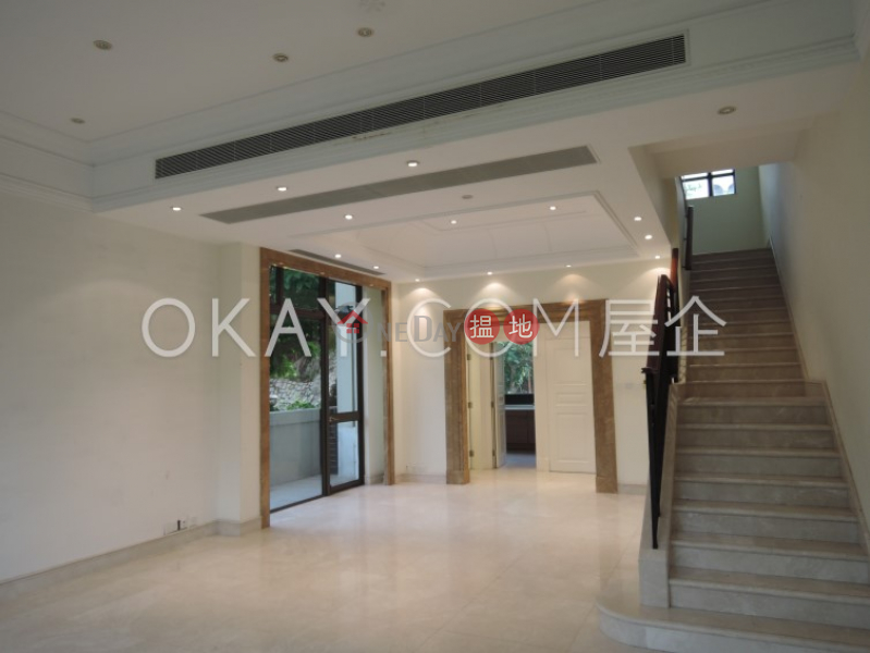 HK$ 248M, 1 Shouson Hill Road East | Southern District | Lovely house with rooftop & parking | For Sale