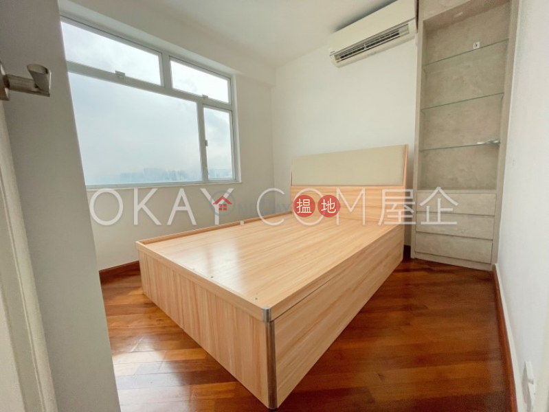 HK$ 28,000/ month City Garden Block 8 (Phase 2) | Eastern District | Cozy 2 bedroom on high floor with harbour views | Rental