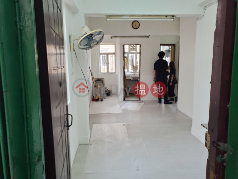 8/F,唐9樓,沒有電梯,兩房一廳平租 | 南灣大廈 Nam Wan Building _0