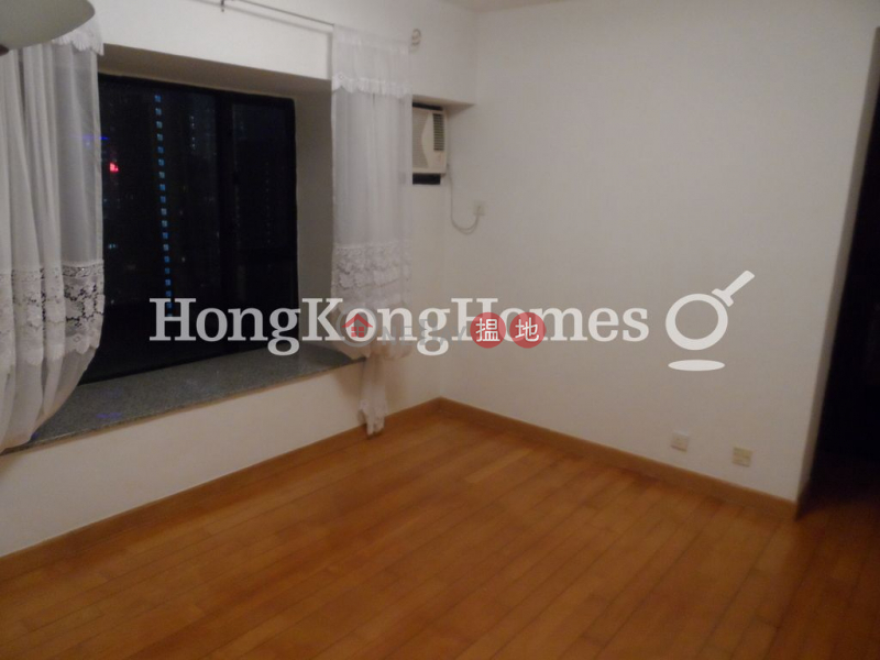 2 Bedroom Unit for Rent at Dawning Height 80 Staunton Street | Central District, Hong Kong, Rental HK$ 20,000/ month