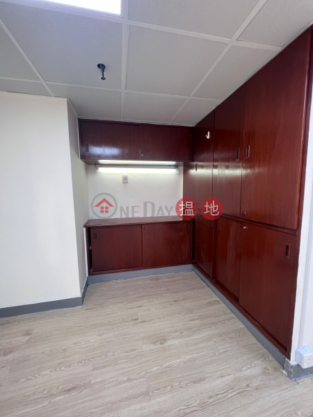 Have Key, New Deco., Near Shun Tak Bus Terminal | 28 Connaught Road West | Western District, Hong Kong Rental HK$ 15,000/ month