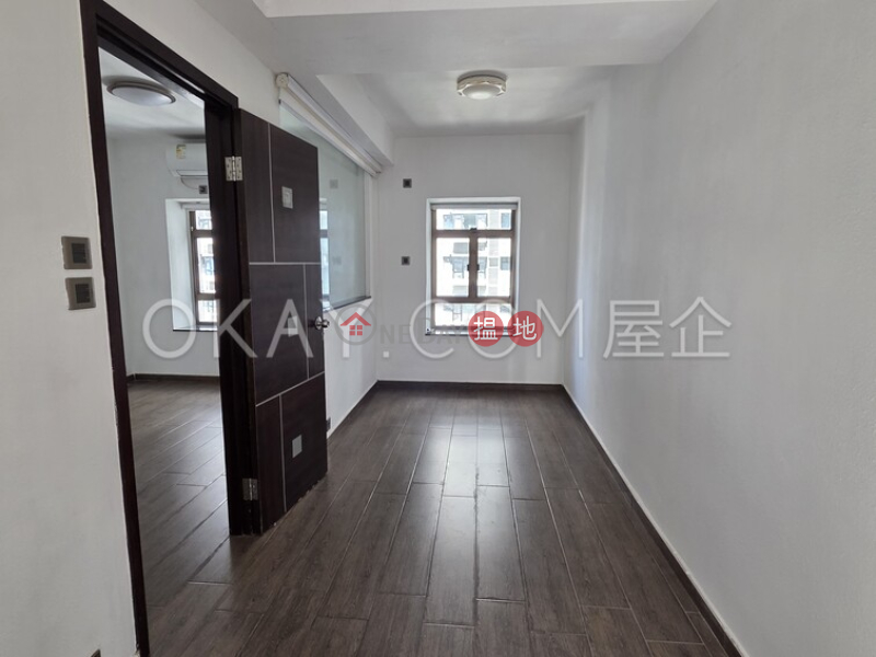 HK$ 7M, Maxluck Court | Western District | Lovely 1 bedroom on high floor | For Sale