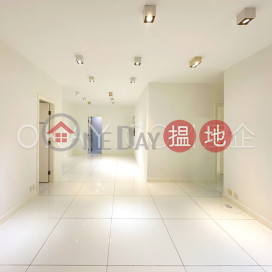 Lovely 3 bedroom with balcony & parking | Rental