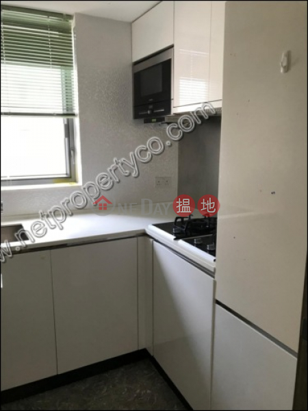 HK$ 35,000/ month | Centre Point, Central District, Apartment for Rent and Sale in Mid-Levels Central